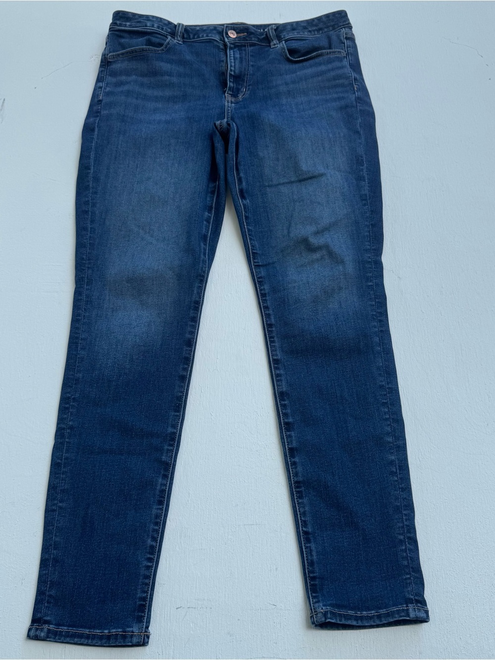 Classic Women's Dark Blue Stretch Jeans